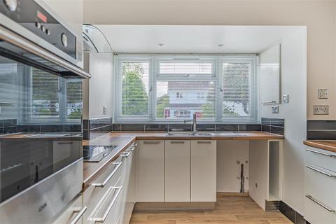 2 Pine Close, Ilfracombe, EX34 9RY