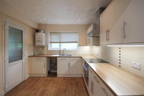 2 bedroom semi-detached house to rent, Lyminster Avenue, Brighton