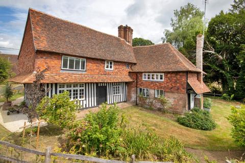 4 bedroom property with land for sale, Sheepstreet Lane, Etchingham, East Sussex