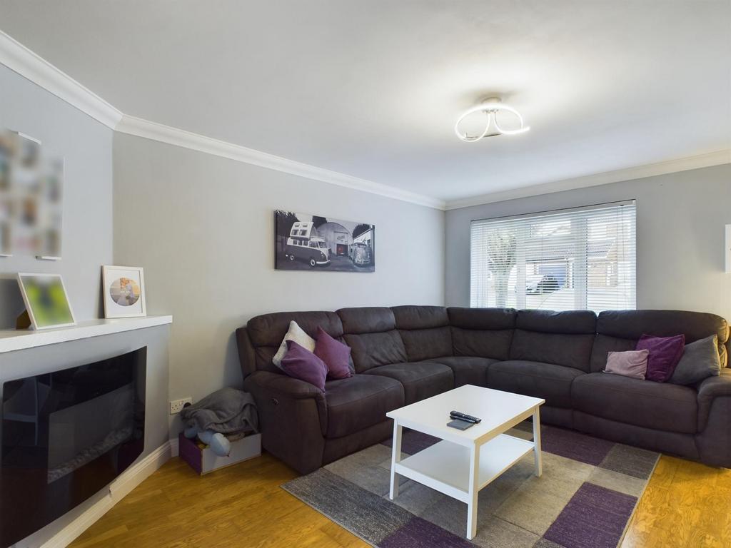 Colston Close, Reading, Reading, RG31 3 bed semidetached house for