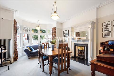 4 bedroom semi-detached house for sale, Derwent Road, London, N13