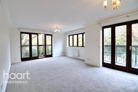 2 bedroom flat to rent, River location flat