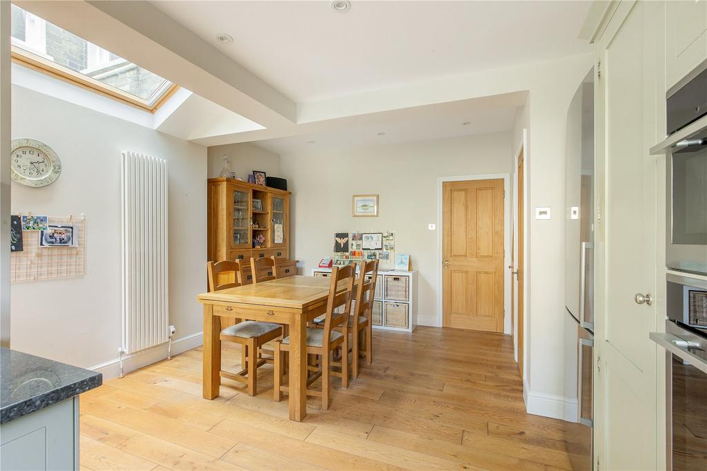 Breakfast Room