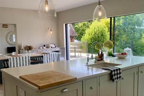 17 Bazehill Road, Rottingdean, Brighton, BN2 7DB