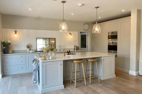 17 Bazehill Road, Rottingdean, Brighton, BN2 7DB