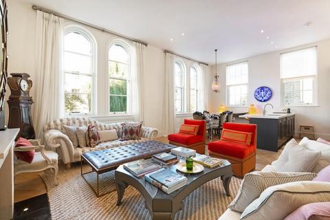 2 bedroom flat to rent, Westbourne Grove Mews, Notting Hill, London, W11