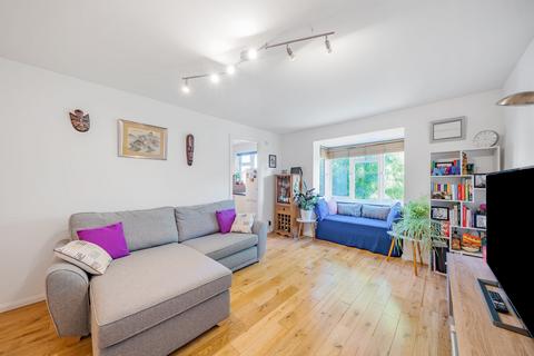 1 bedroom flat for sale, Stevenson Crescent, London, SE16