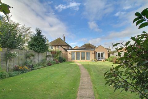 3 bedroom detached bungalow for sale, London Road, Chatteris