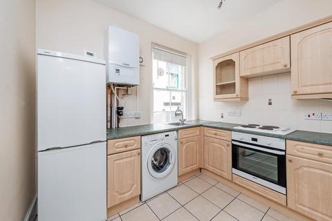 1 bedroom apartment to rent, Kensington Hall Gardens W14