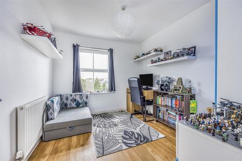 2 bedroom penthouse for sale, Suffolk Road, Bournemouth