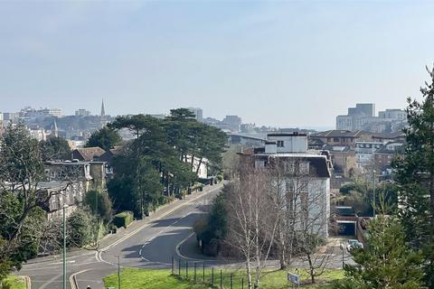 2 bedroom penthouse for sale, Suffolk Road, Bournemouth