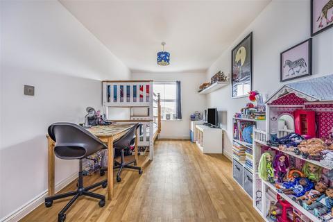 2 bedroom penthouse for sale, Suffolk Road, Bournemouth