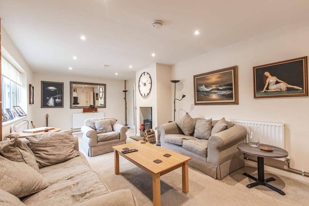 Holt 5 bed detached house for sale £675,000