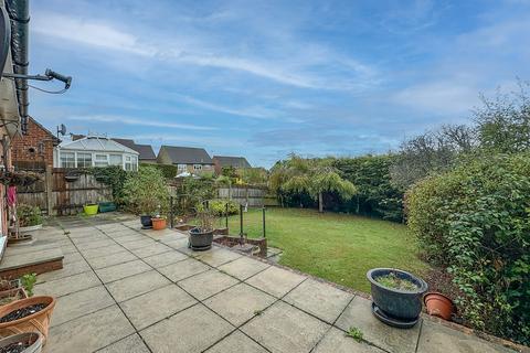 2 bedroom detached bungalow for sale, Minton Heights, Rochford