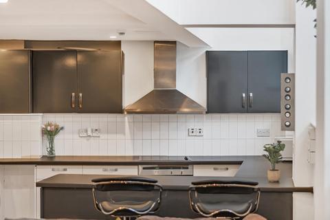 2 bedroom flat for sale, Loughborough Street, Kennington, London, SE11