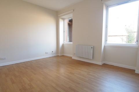 2 bedroom apartment to rent, Neilston Road, Paisley PA2