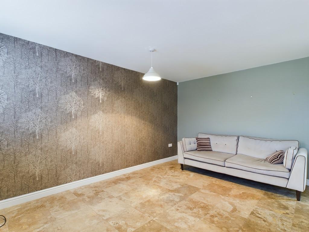 Green Arbour Road, Thurcroft 4 bed townhouse to rent £1,250 pcm (£288 pw)