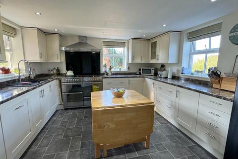 4 bedroom detached house for sale, Callington PL17