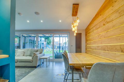 6 Church Close, Kiveton Park, Sheffield, S26 5LP