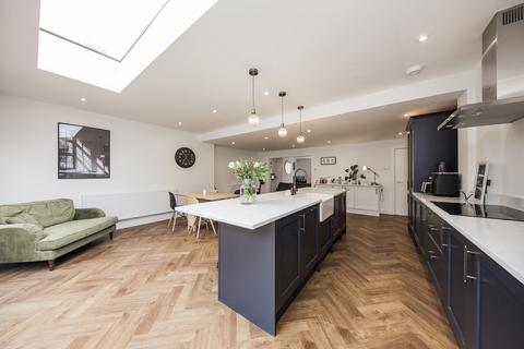 undefined, Lampington Row, Langton Green