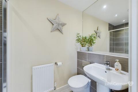 68 Sergeant Way, Stafford, ST17 0WF