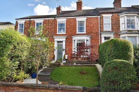 4 bedroom terraced house for sale, South Street, Louth LN11 9JS