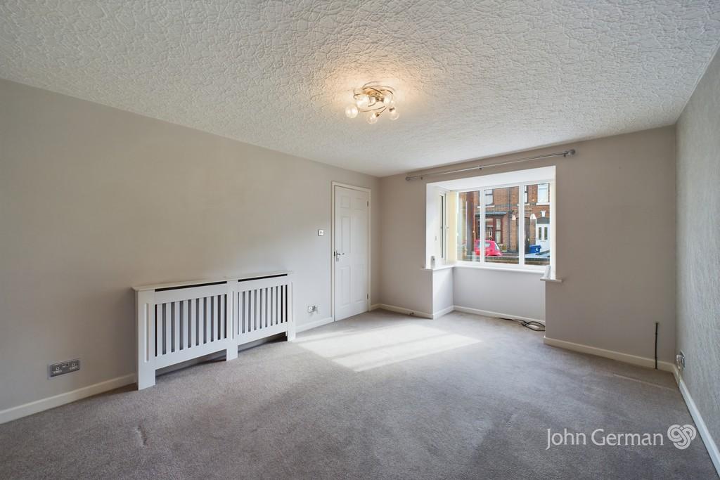 Blackpool Street, BurtononTrent 3 bed detached house for sale £200,000