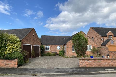 3 bedroom detached bungalow for sale, Outwoods Lane, Anslow