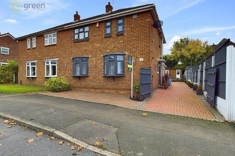 3 bedroom semi-detached house for sale, Chestnut Avenue, Tamworth B79