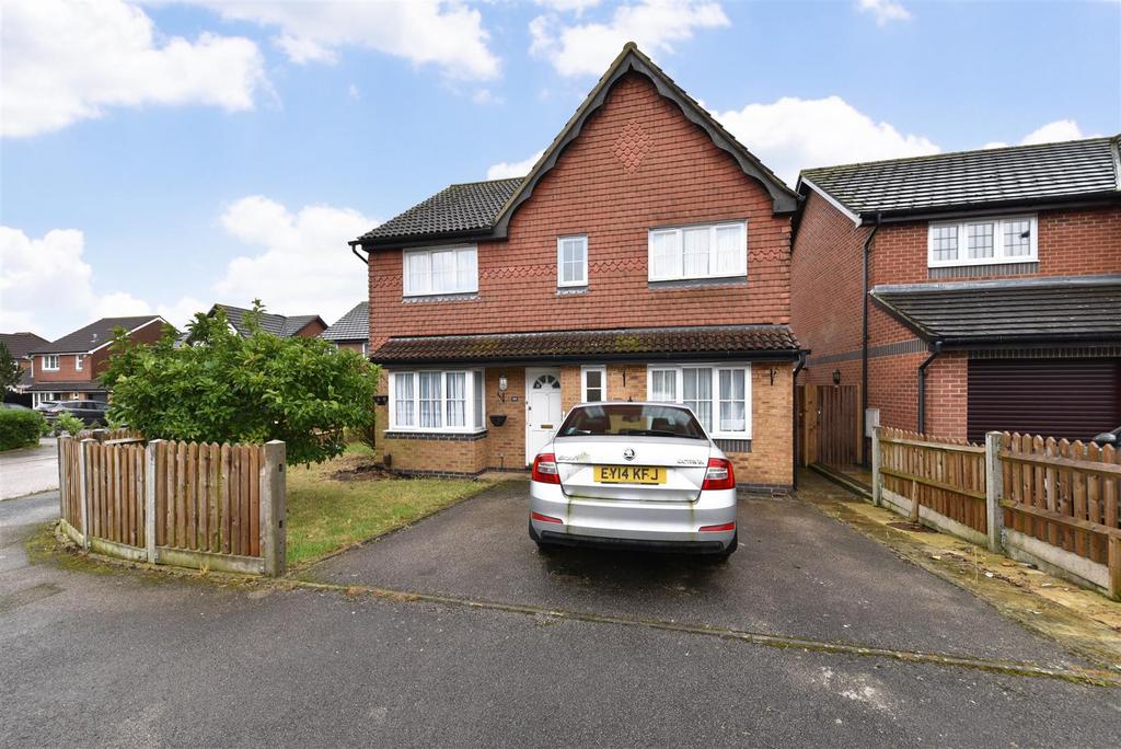 Chepstow Close, Stevenage 4 bed detached house for sale £525,000