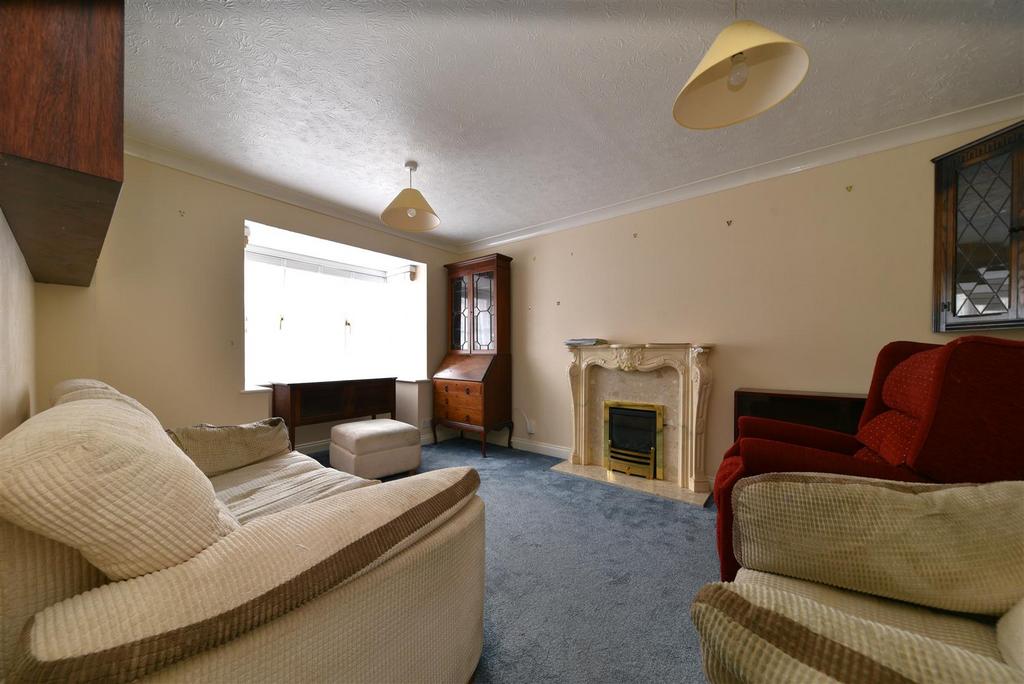 Chepstow Close, Stevenage 4 bed detached house for sale £525,000