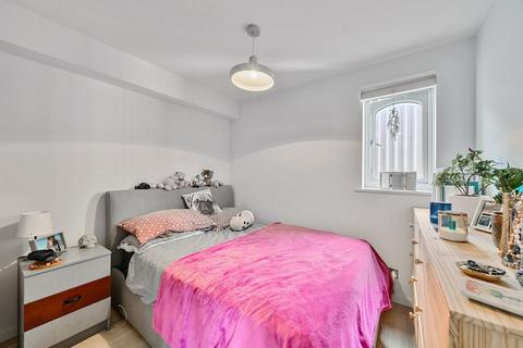 47 Sybil Phoenix Close, London, SE8 5BA