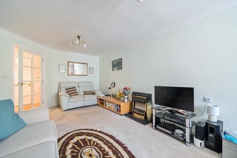 1 bedroom retirement property for sale, Den Crescent, Teignmouth