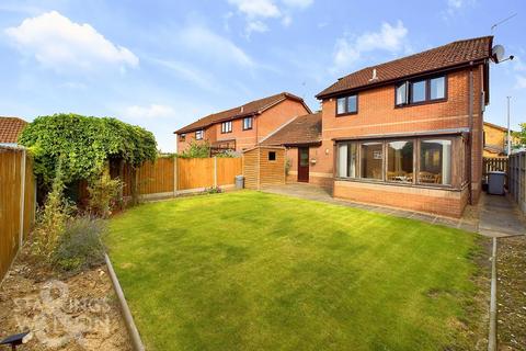 3 bedroom detached house for sale, Westfield Road, Brundall, Norwich