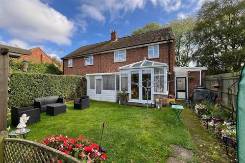 3 bedroom semi-detached house for sale, Barton Road, Badersfield