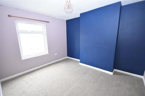 3 bedroom property to rent, Station Avenue, Brandon