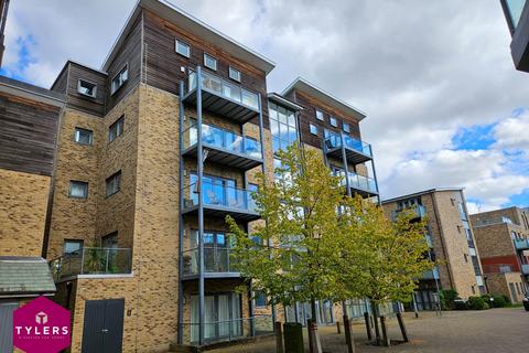 2 bedroom apartment to rent, Scholars Walk, Cambridge, CB4