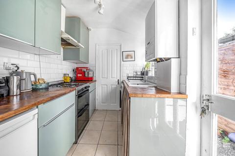 61 Warren Road, Croydon, CR0 6PF