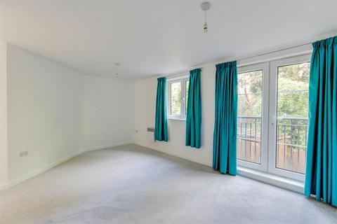 2 bedroom apartment to rent, Whitworth Square, Whitchurch, Cardiff