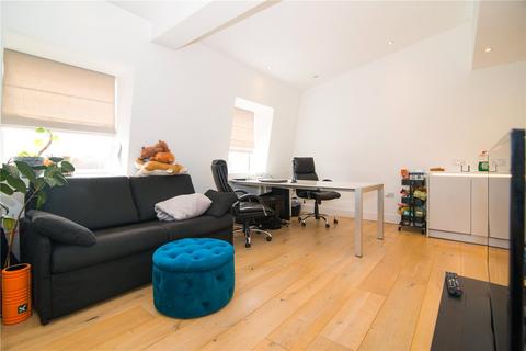 1 bedroom flat to rent, Bardolph Road, Richmond