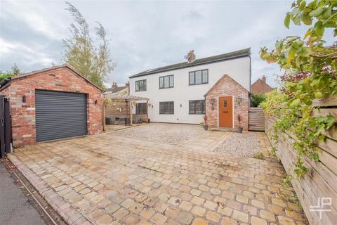 4 bedroom detached house for sale, Hayes Row, Warrington WA3