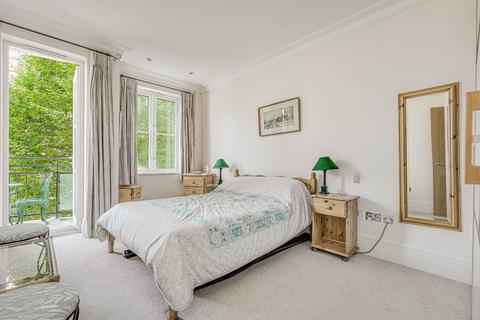 1 bedroom flat for sale, Melliss Avenue, Richmond