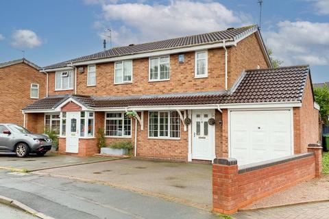 2 bedroom semi-detached house for sale, Dunlin Drive, Wolverhampton