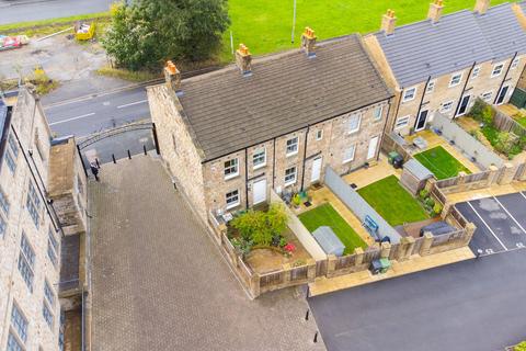 2 bedroom end of terrace house for sale, Green Lane, Yeadon, LS19