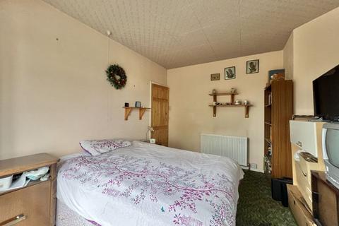 69 Burnham Road, Great Barr, Birmingham, B44 8HX