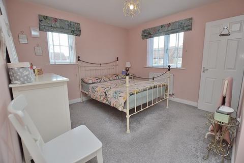 17 Hamilton Way, Coningsby, Lincoln, LN4 4ZW