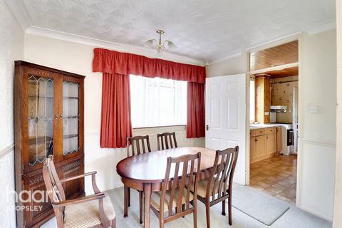 11 Williton Road, Luton, LU2 9EH