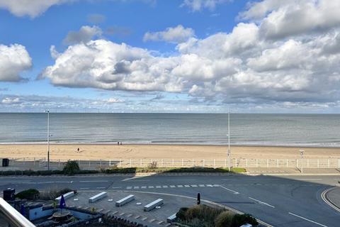 3 bedroom apartment for sale, Marine Road, Rhos on Sea