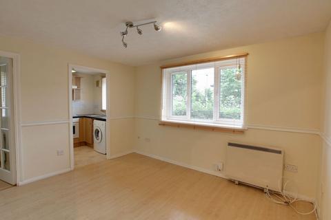 1 bedroom flat for sale, Honey Close, Dagenham RM10