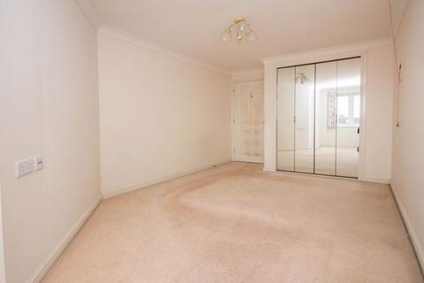 1 bedroom retirement property for sale, Totton